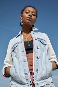 Desigual Jean and sporty patch Naisten Takki | WVSPI3015