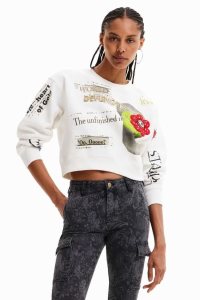 Desigual Newspaper text Naisten Puserot | LTCDN0614