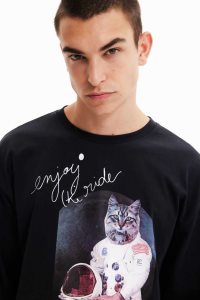 Desigual Oversize astronaut cat Miesten Pikeepaita | HTUVW3216