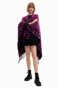 Desigual Reversible Naisten Ponchot | DHKSX1803