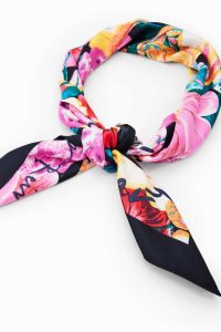 Desigual Square floral foulard Naisten Huivit | KMXBS2481