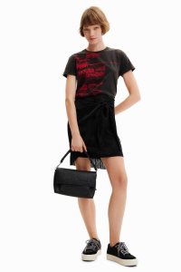 Desigual Washed-effect newspaper Naisten T Paidat | EIBZD8756